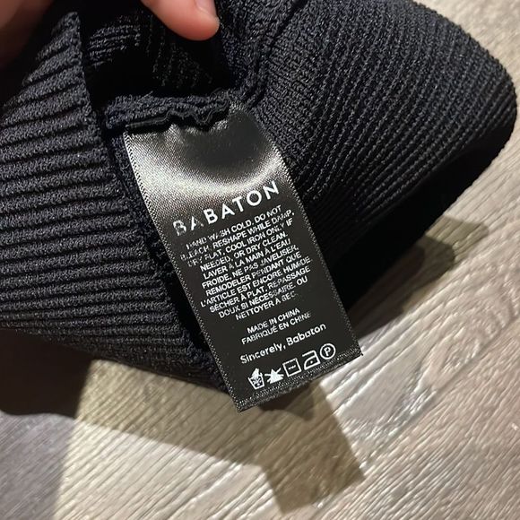 ARITZIA | Babaton Sculpt Knit Mockneck Halter Top - Picture 9 of 13